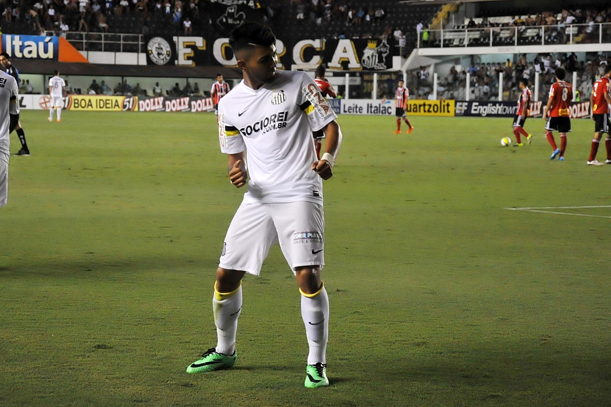 Gabriel comemora gol número 12 mil do Santos: ‘Entro para a história com 17 anos’
