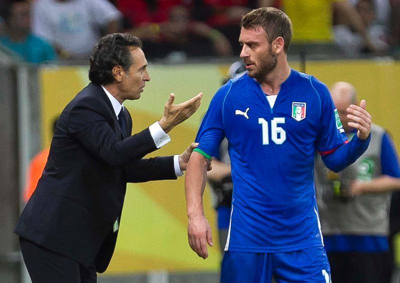 Prandelli inclui Rômulo na lista de pré-convocados da Itália para Copa