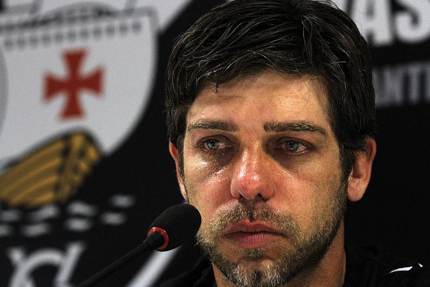 Juninho diz que 'chegou a hora' e oficializa aposentadoria