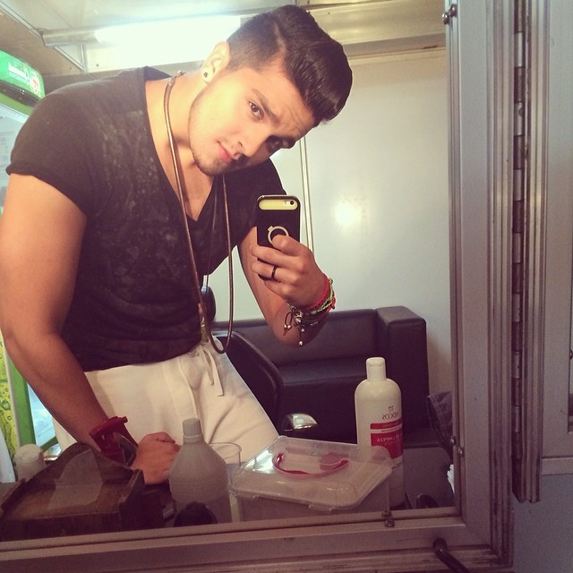 Luan Santana mostra resultado de dieta e malhação