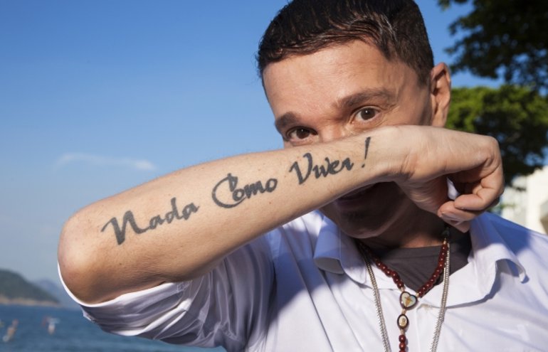 “Quero continuar cantando, e vou cantar”, diz Netinho