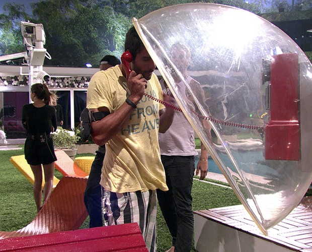 ‘BBB 14’: Diego atende o big fone e ganha paredão de presente