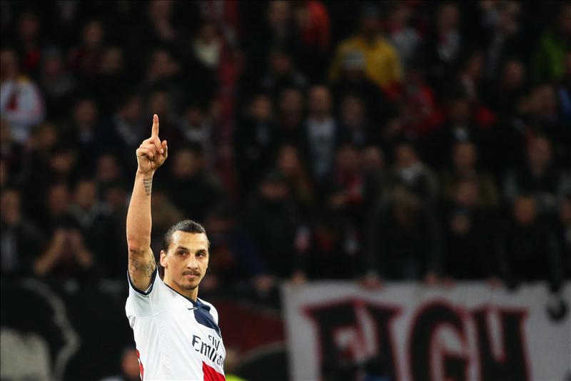 PSG atropela Leverkusen na Alemanha e fica perto das quartas na Liga dos Campeões