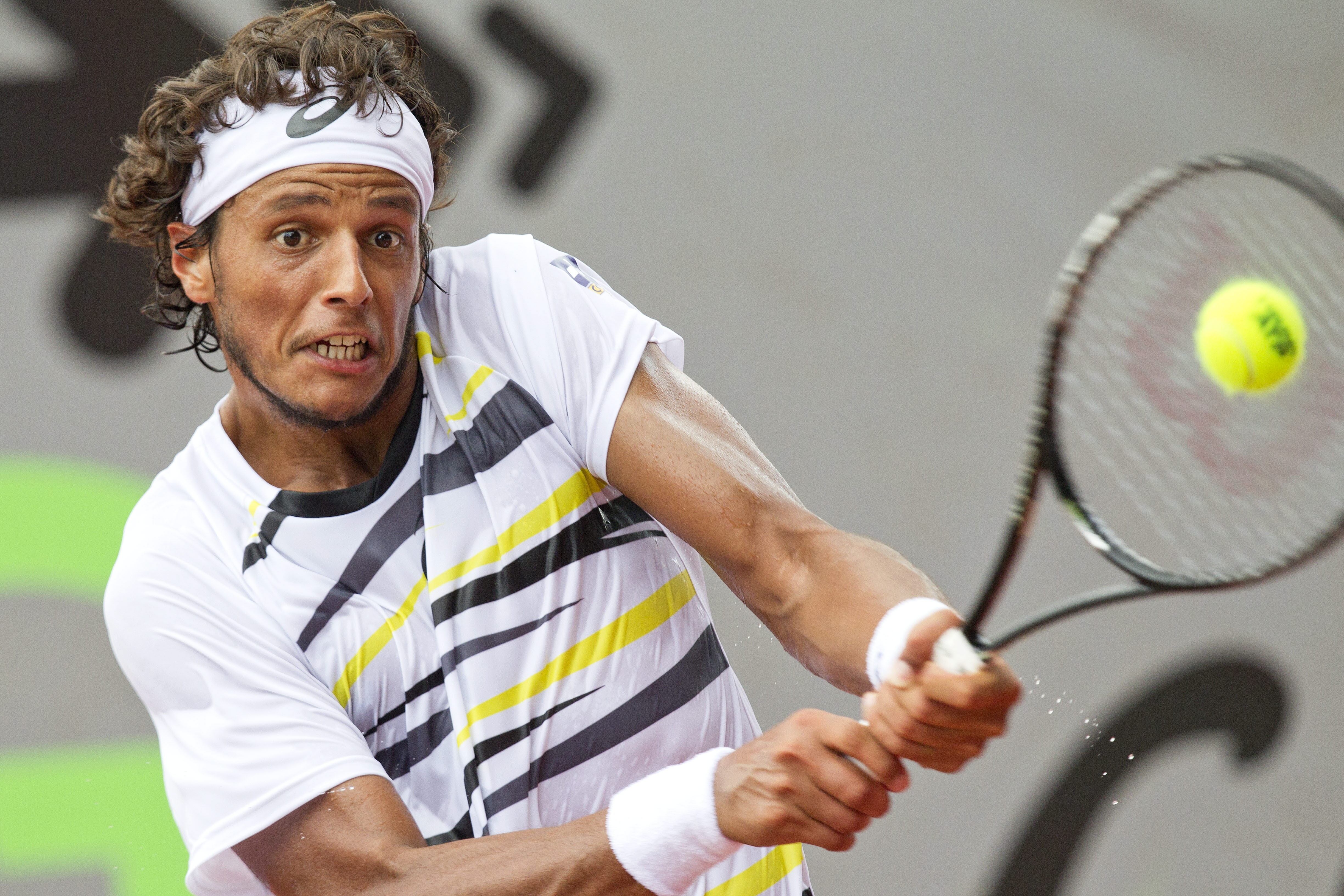 Número 1 do Brasil, tenista Feijão cai na estreia no Rio Open