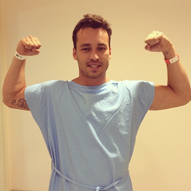 Animado, Rodrigo Andrade divulga foto antes de cirurgia no nariz