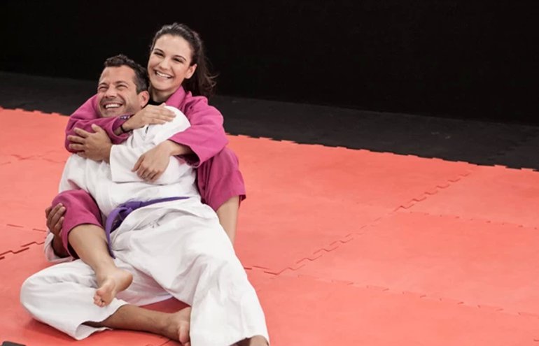 ‘Com certeza vai ser um lutador ou uma lutadora’, diz Kyra Gracie, grávida de Malvino Salvador