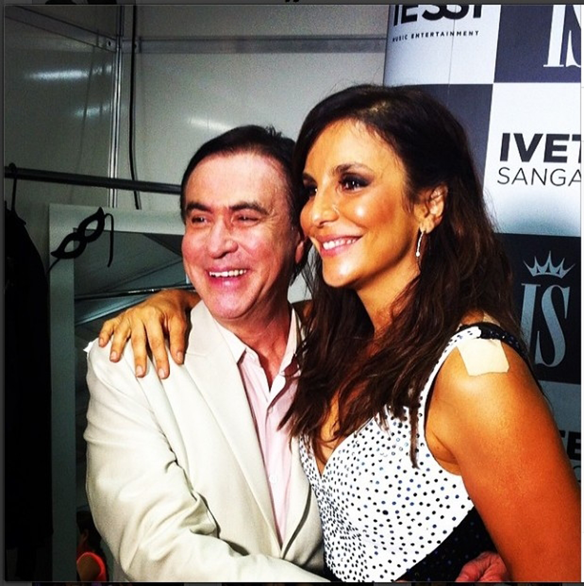 Ivete Sangalo brinca: 'A pessoa trabalha como uma condenada e não pode comer um brigadeiro'