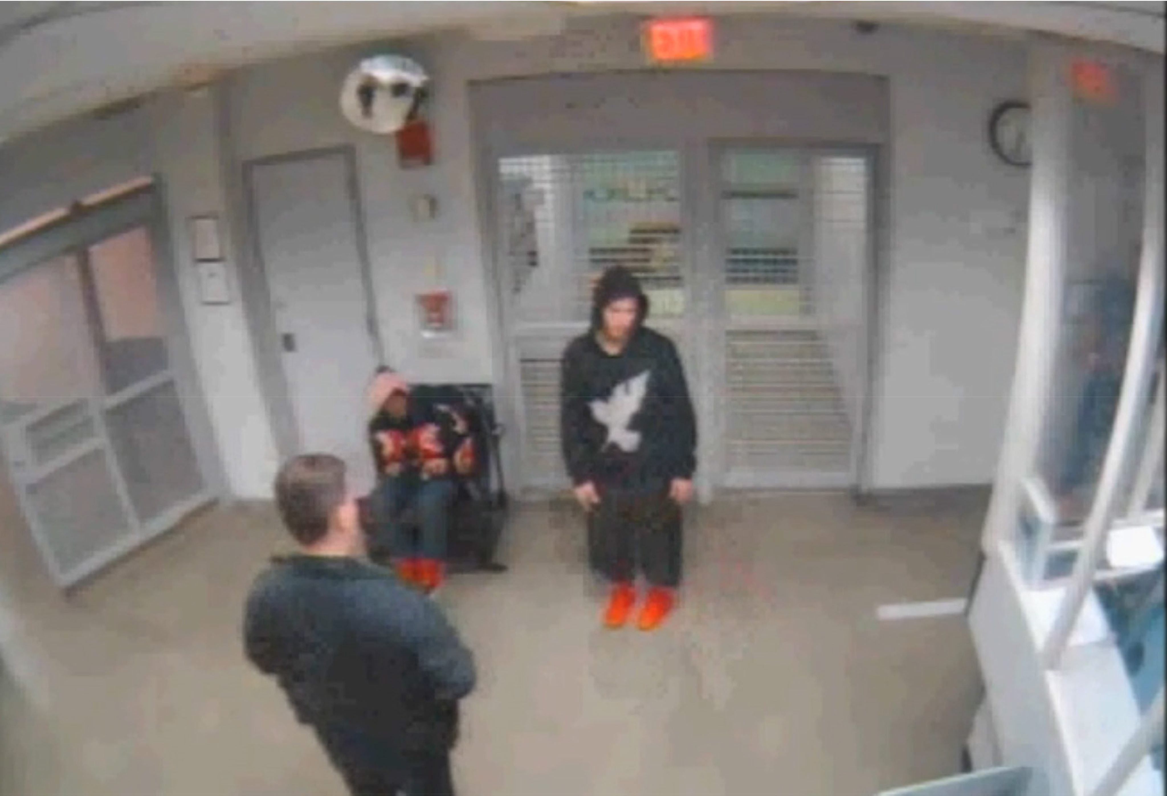 Procuradoria de Miami divulga vídeos de Justin Bieber sem imagens privadas