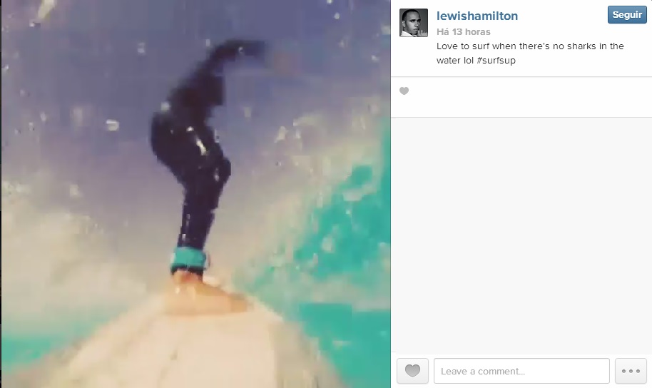 Hamilton posta vídeo surfando em piscina artificial e ‘culpa’ tubarões pela opção