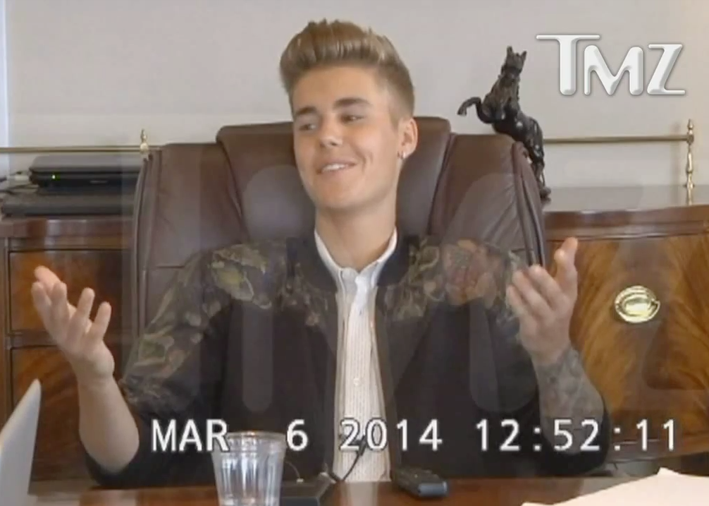Justin Bieber depõe em Miami todo cheio de birra após suposta agressão