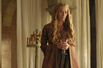 O elenco de Game of Thrones fica MUITO diferente quando está com roupas  ~glamourosas~ – Vírgula