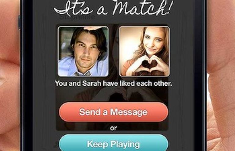Tinder lança sistema de verificação para famosos