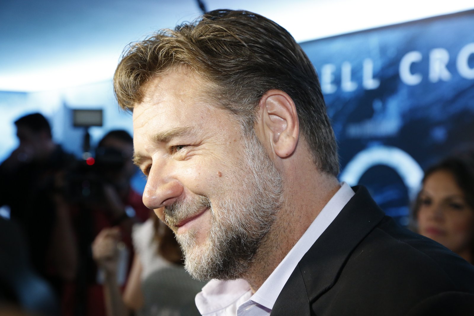 Russell Crowe divulga novo filme, Noé, em pré-estreia no Rio de Janeiro