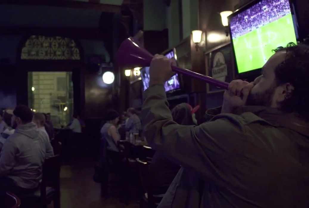 Vuvuzela inteligente troca qualquer canal para jogo de futebol; veja!