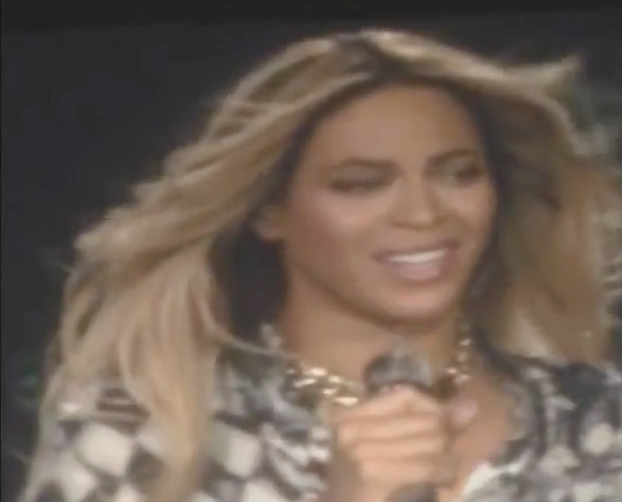 Beyoncé se emociona e chora no último show de sua turnê mundial; veja!