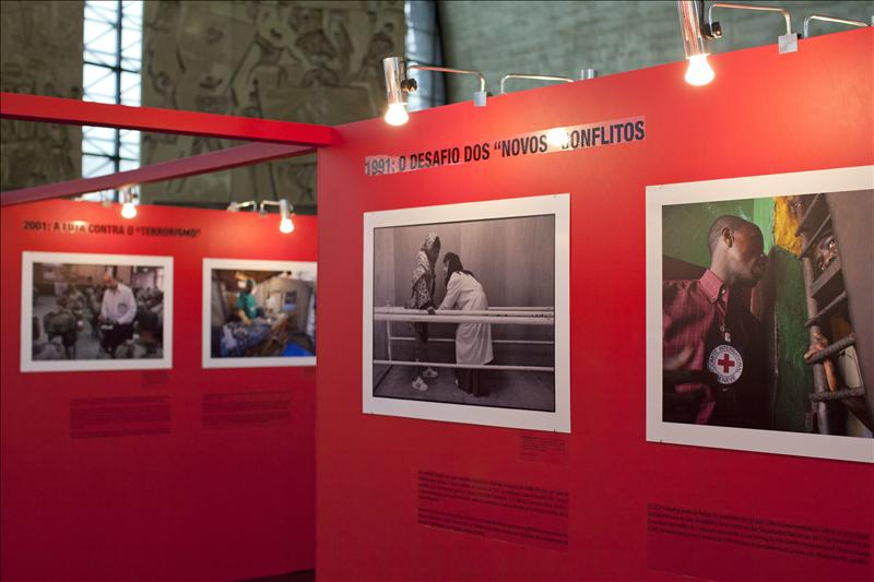 Exposição em SP conta 150 anos de ação da Cruz Vermelha em conflitos armados