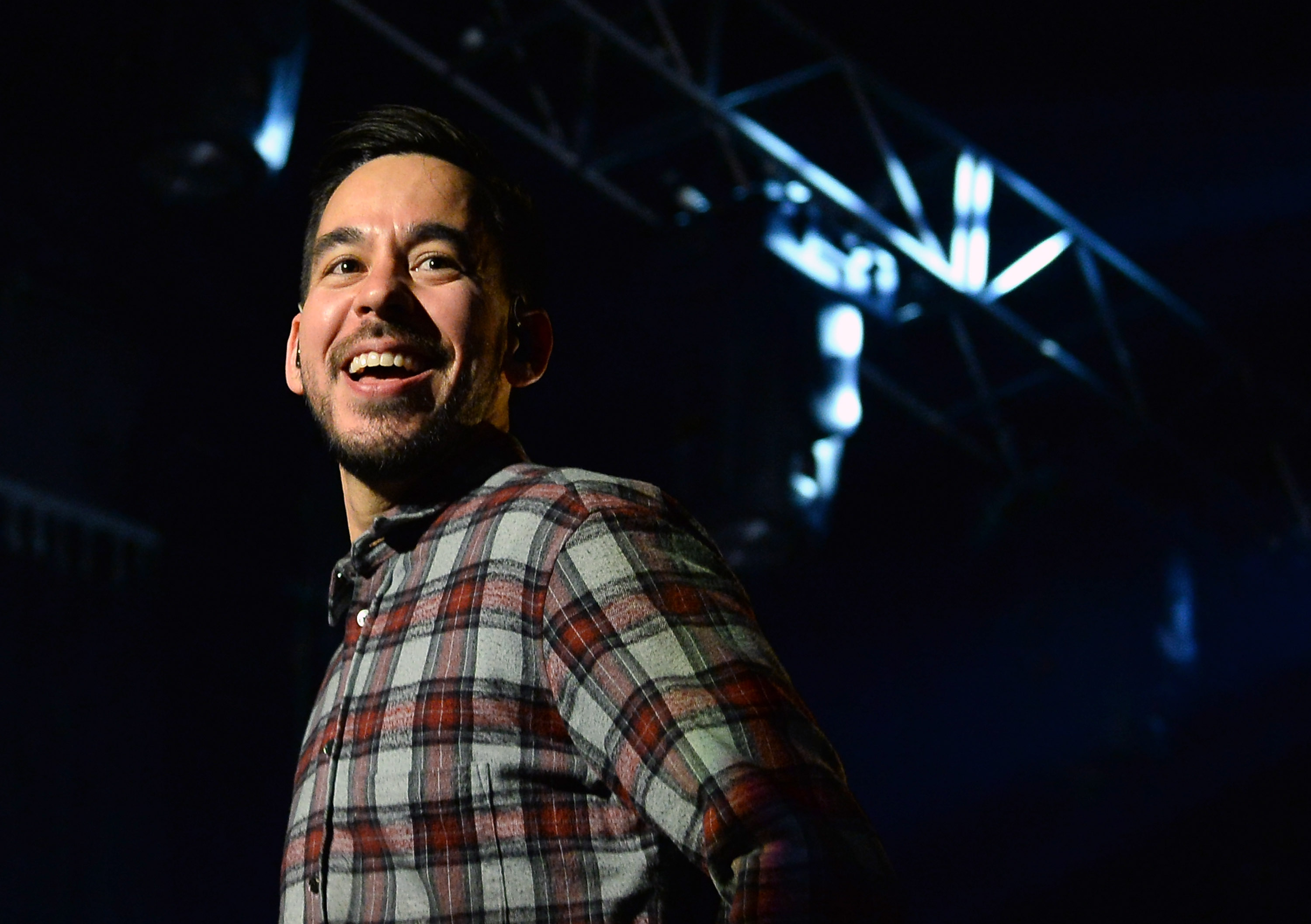 Linkin Park lança "Rebellion", nova faixa do próximo álbum: veja aqui o "lyric video"