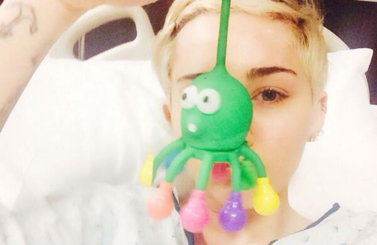 Miley Cyrus recebe alta do hospital e retomar a Bangerz Tour