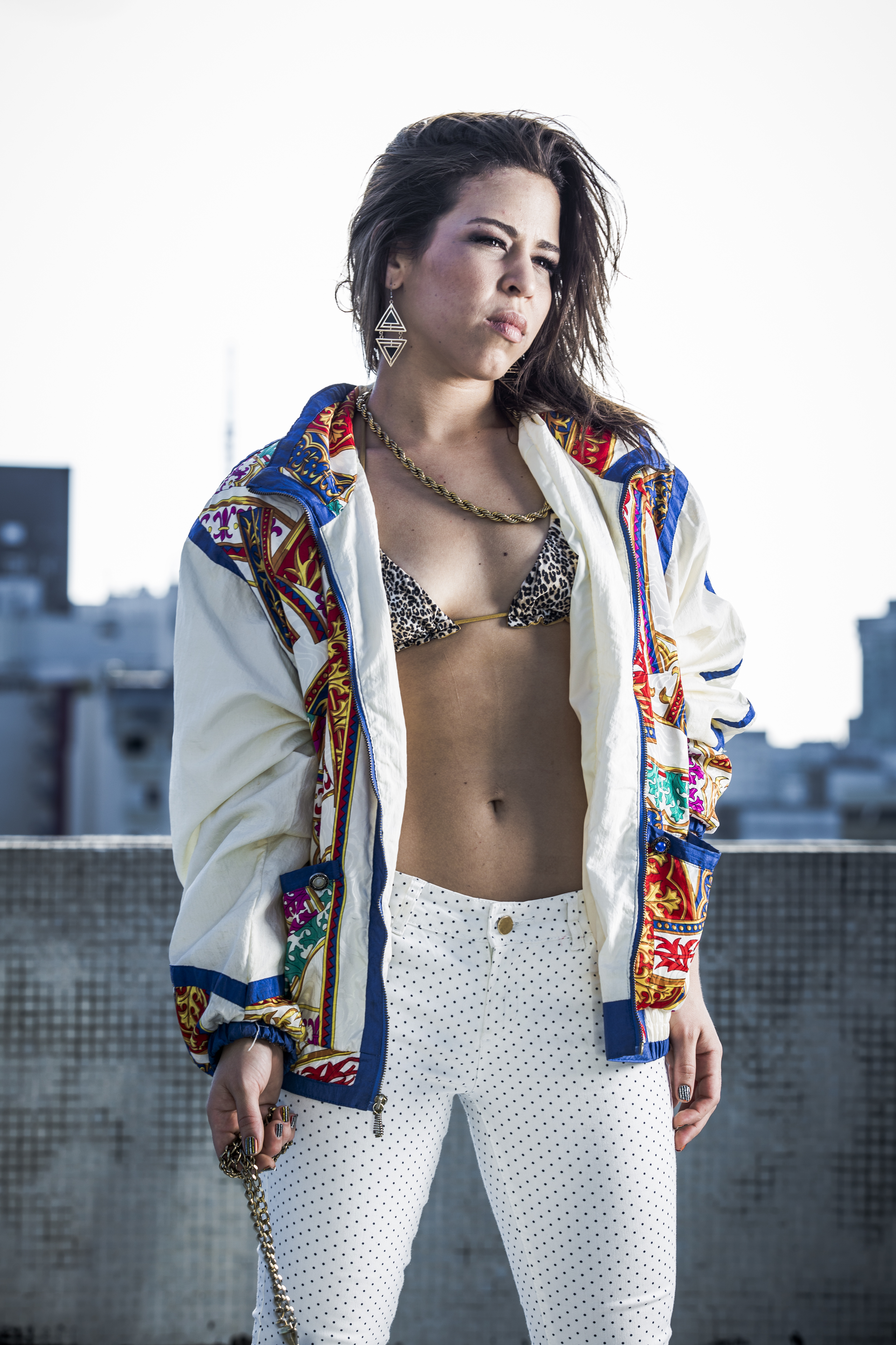 MC Flora Matos inaugura o projeto Buddies Night com show em SP