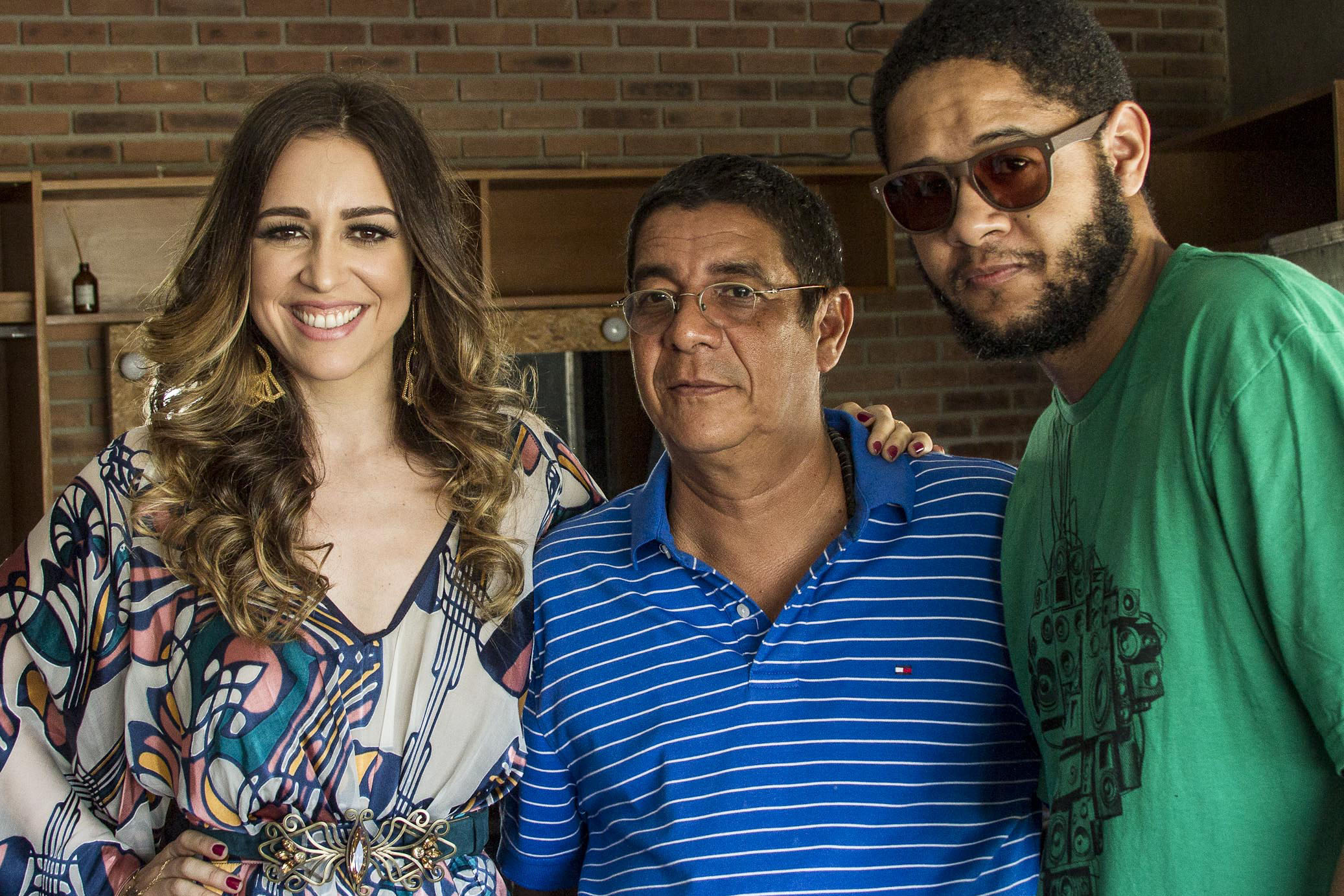 'Faço gol na vida todos os dias', diz Zeca Pagodinho, no lançamento do SambaBook