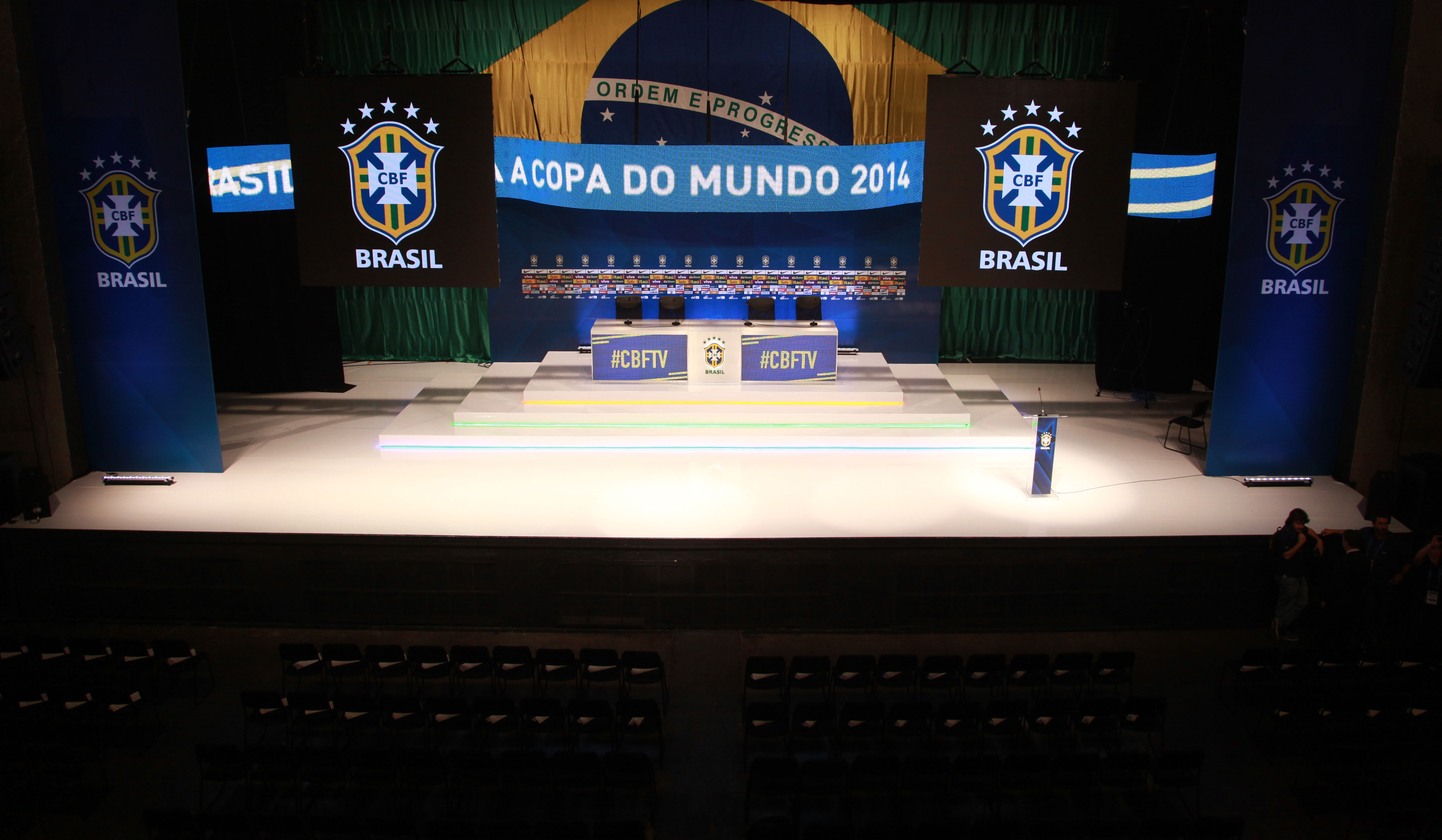 Psicólogos estudam relação entre sucesso em Copa e felicidade em países