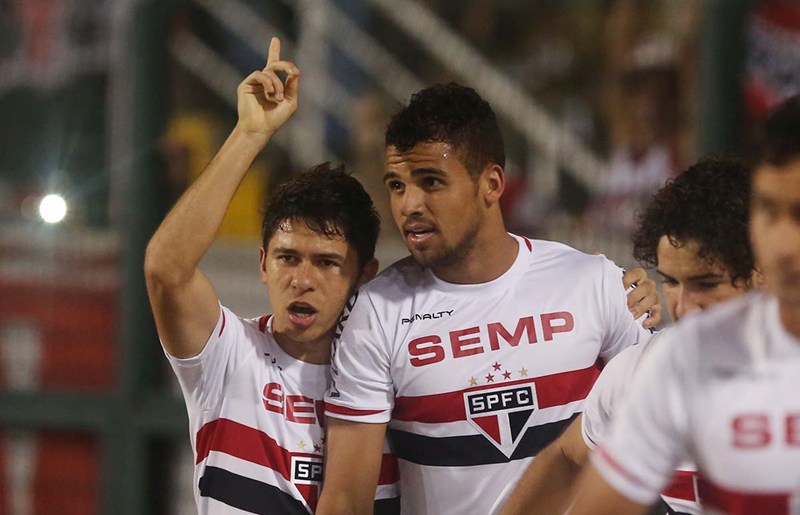 São Paulo se classifica com 3 a 0 sobre o CRB e Palmeiras sofre virada em São Luís