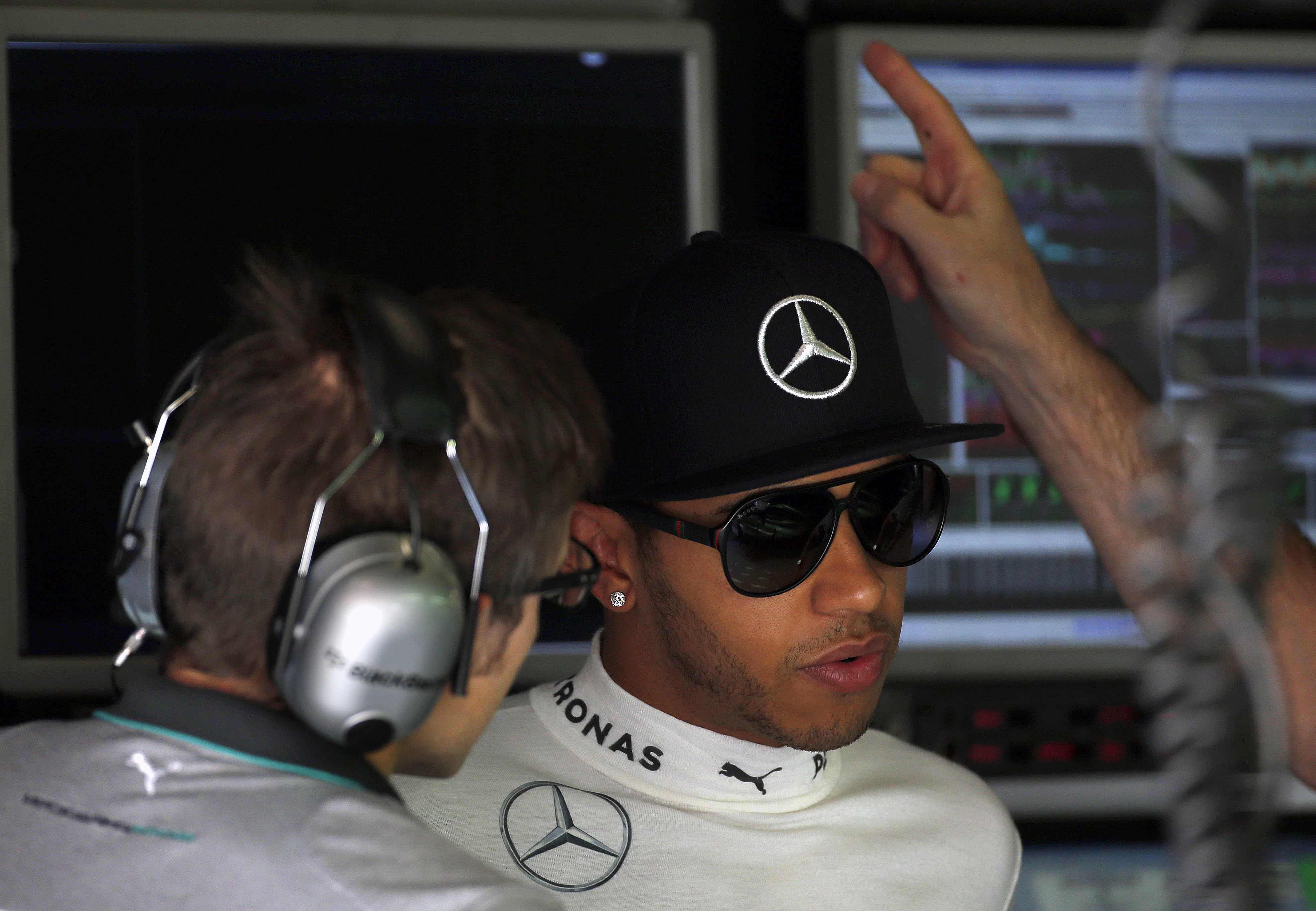 Hamilton é o mais rápido no primeiro treino livre para GP da Espanha
