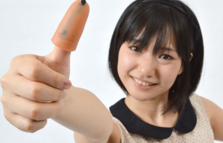 Japoneses criam o acessório para celular mais besta do mundo: um dedo gigante