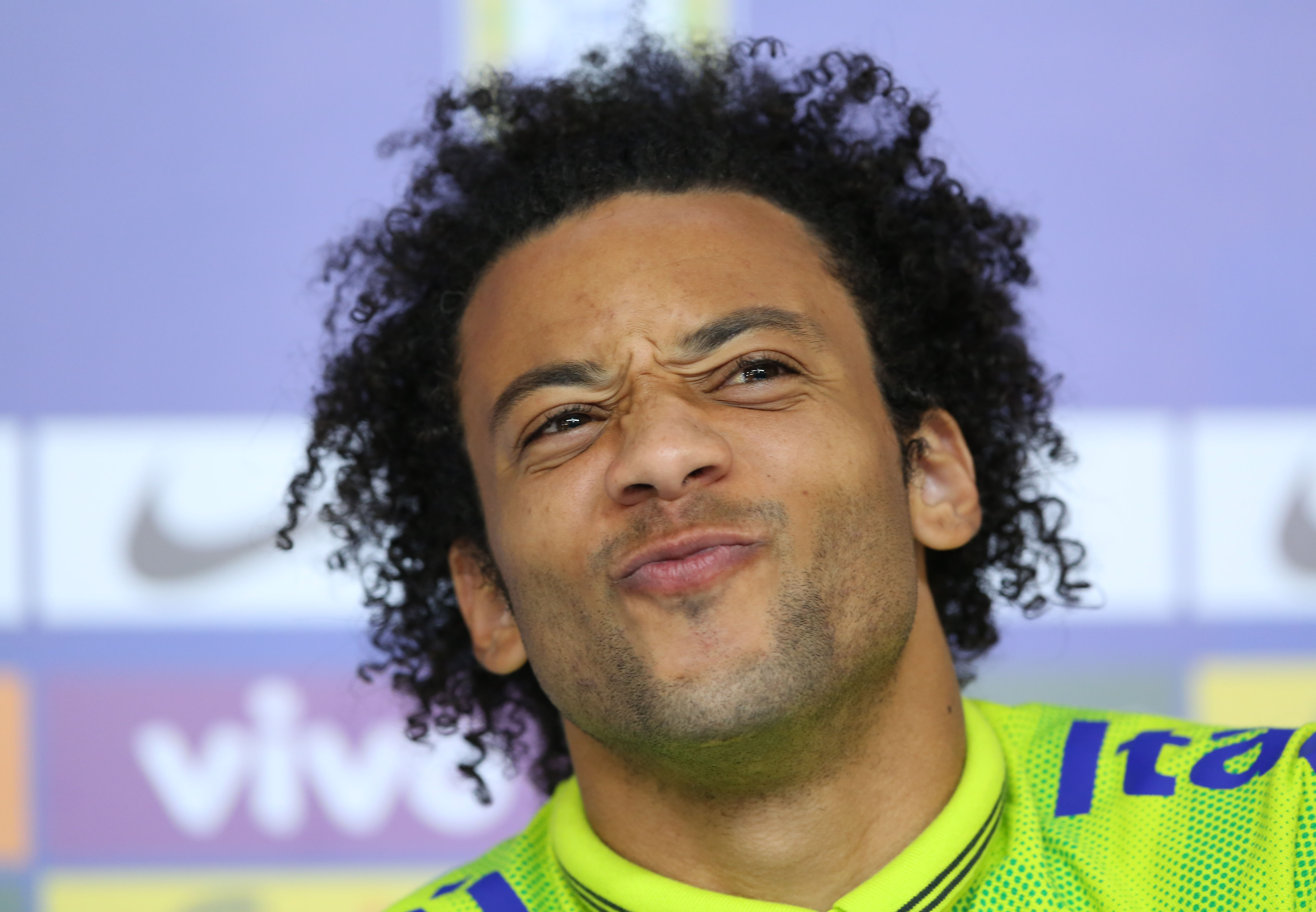 Marcelo se irrita e fala grosso com jornalista em entrevista coletiva