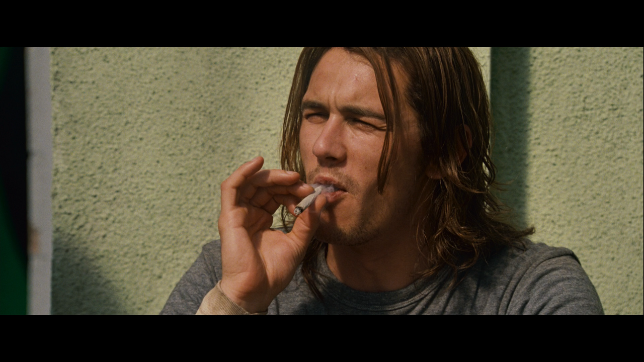 Segurando as Pontas (2008) tem James Franco como um dos desmiolados   maconheiros da trama