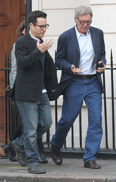 Harrison Ford quebrou a perna esquerda no set de Star Wars VII