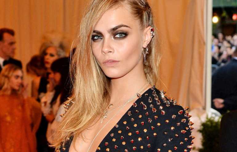 Cara Delevingne aconselha meninas a não serem modelos