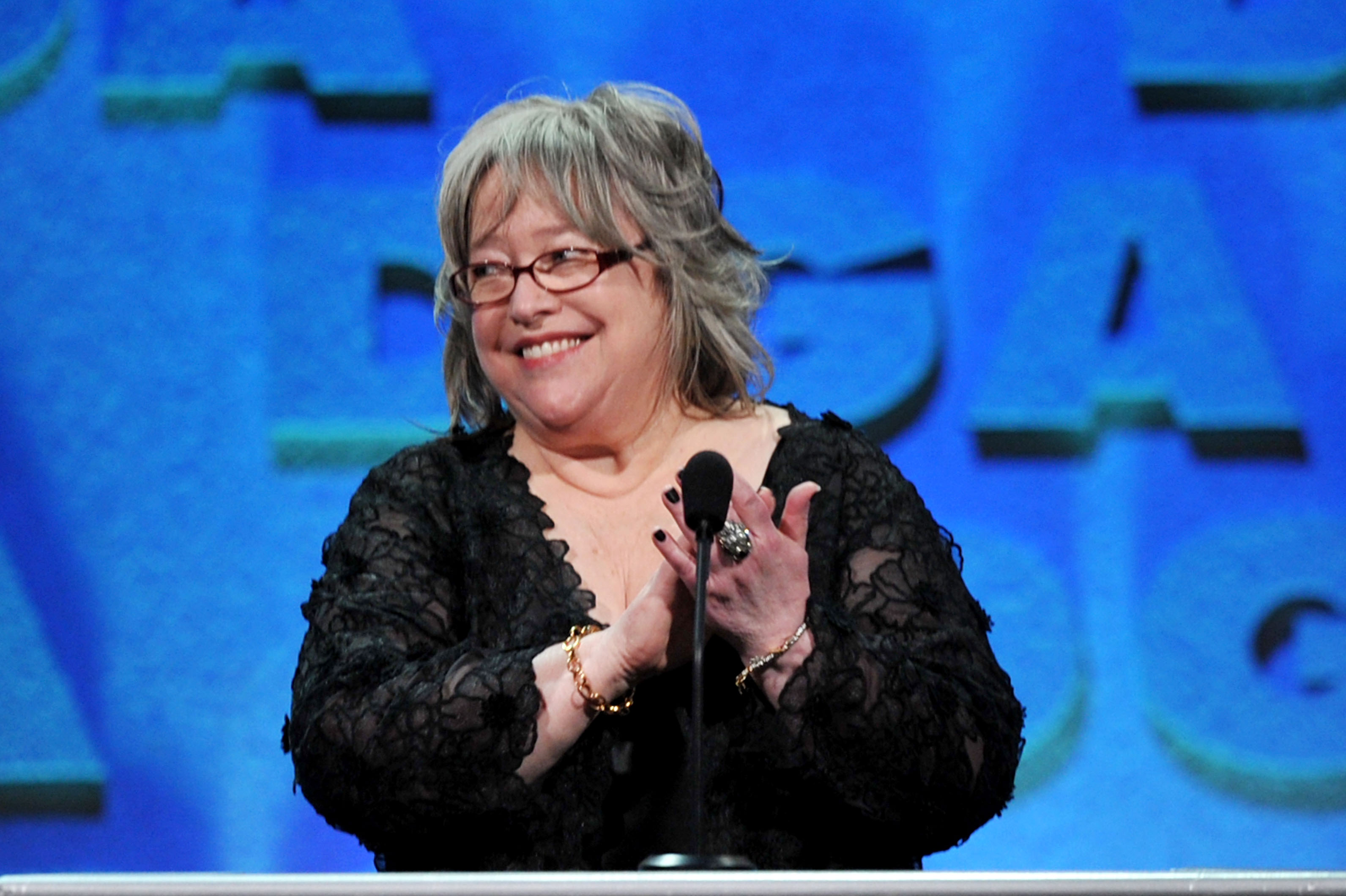 Ganhadora do Oscar Kathy Bates gostaria de viver casal lésbico com Uma Thurman