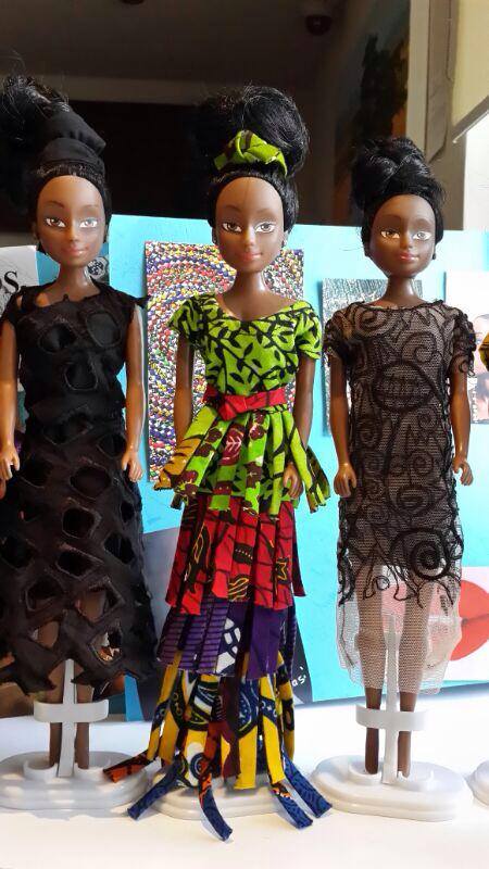Empresário cria linha de bonecas negras na Nigéria que já vendem mais do que a Barbie