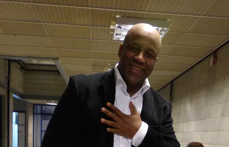 'O racismo paira sobre o povo brasileiro', diz Aílton Graça