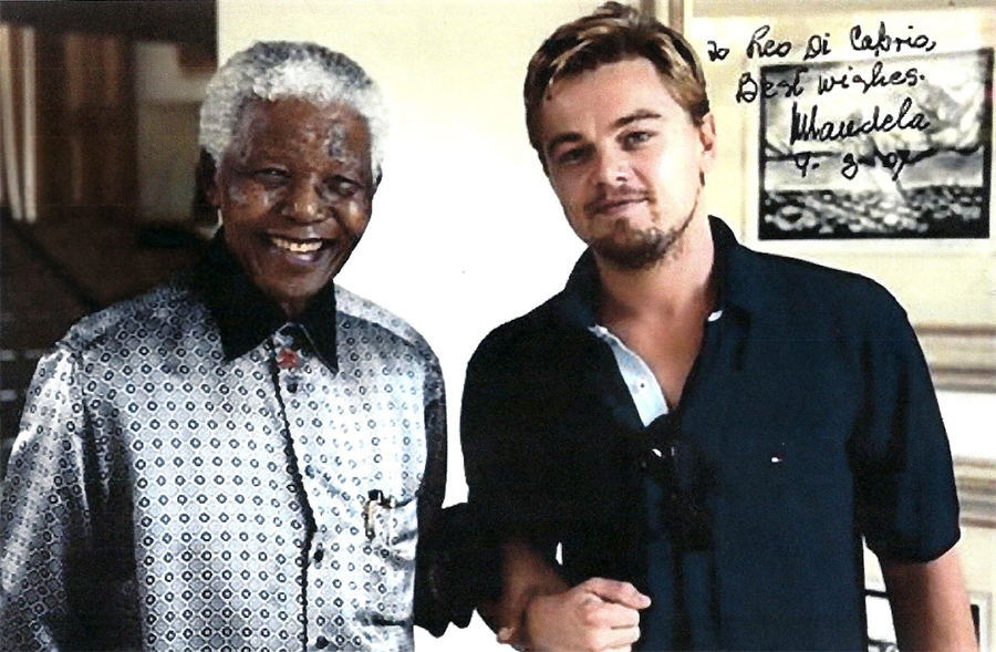Leonardo DiCaprio trava batalha judicial por foto assinada por Nelson Mandela