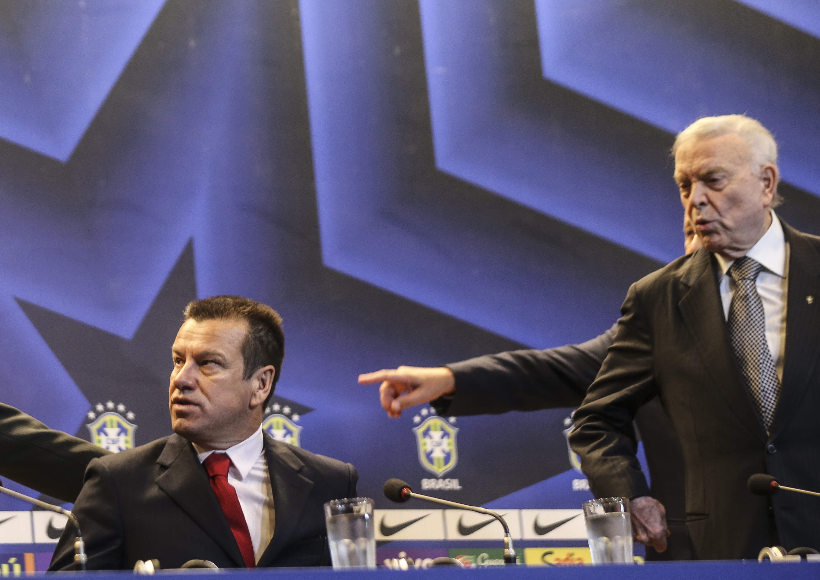 De volta à seleção, Dunga aposta em números de sua primeira passagem