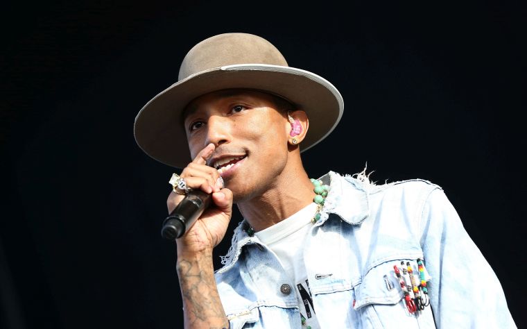 Pharrell Williams divulga novo vídeo com participação de Miley Cyrus. Assista