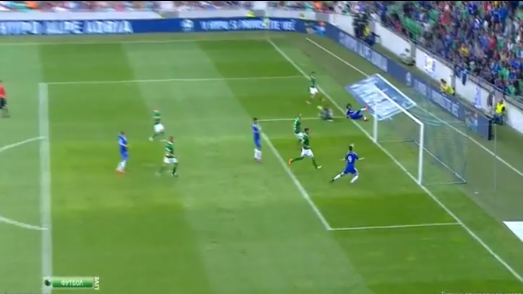 Fernando Torres perde gol sem goleiro na estreia de Diego Costa pelo Chelsea; assista