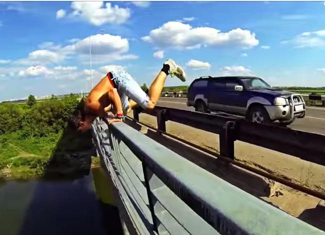Praticantes de Parkour e as manobras mais radicais de 2014