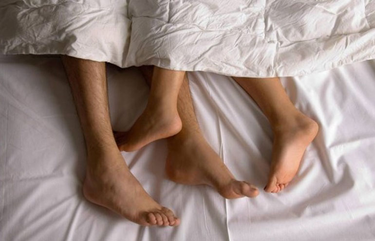 Dor de cabeça pode ser tratada com sexo, diz estudo