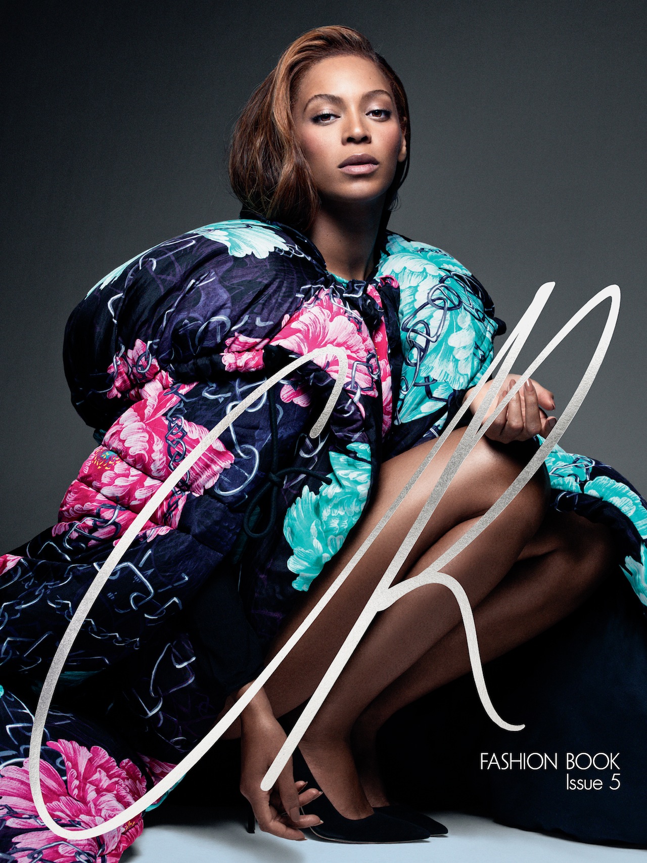 "É minha grande musa", diz Beyoncé sobre a filha ao estrelar capa de revista de moda