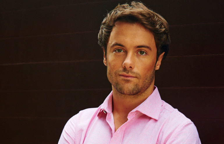 Depois de curso em Nova York, Kayky Brito será médico em novela