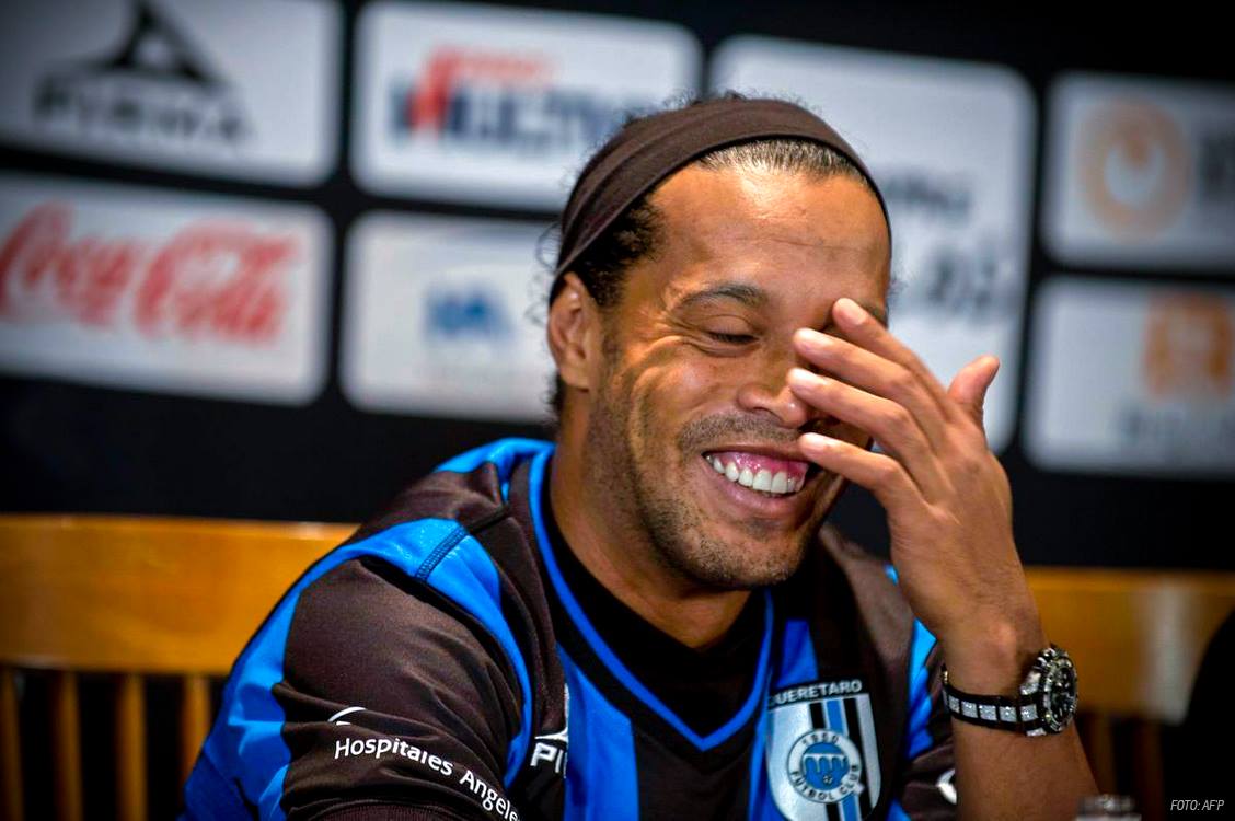 CAMISA QUERETARO-MEX – RONALDINHO GAUCHO – APRESENTACAO DO JOGADOR