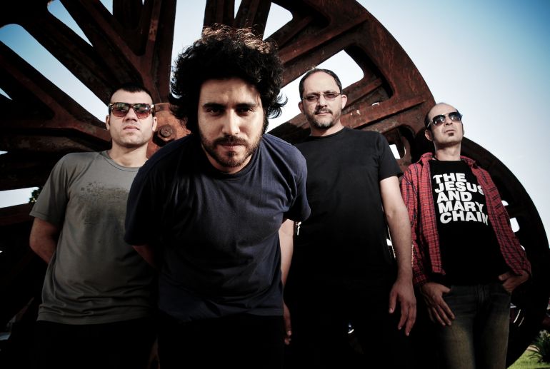 Los Porongas e banda uruguaia Buenos Muchachos fazem show no Sesc Pompeia