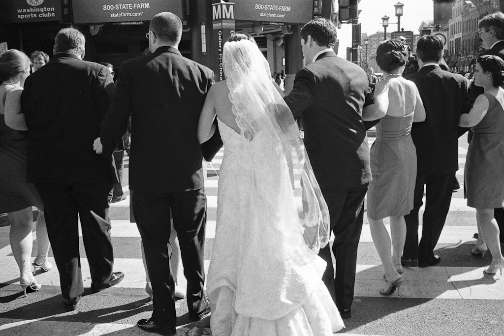 Felicidade dos recém-casados se esgota em dois anos, diz especialista