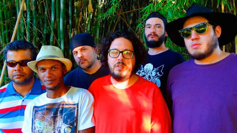 Mercado de Peixe anuncia novo EP e lança a música 'A Vida Passa'