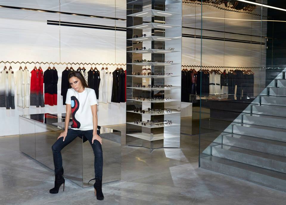 Victoria Beckham abre sua primeira loja em bairro de Londres