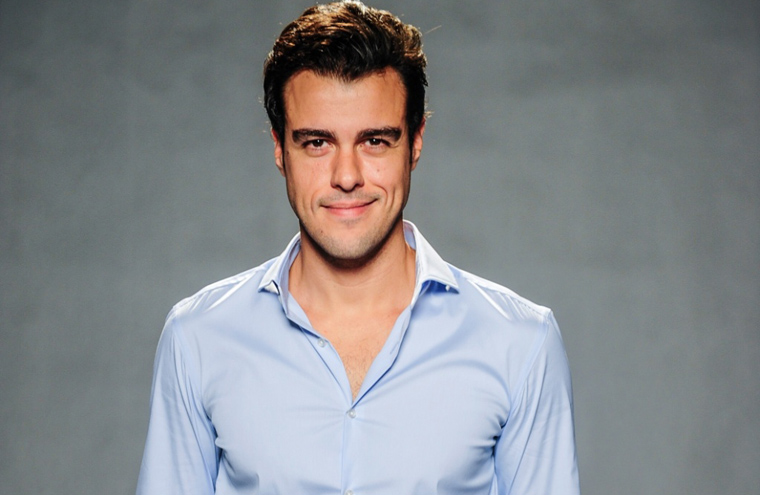 Diferente de personagem homofóbico, Joaquim Lopes diz que é a favor do casamento gay