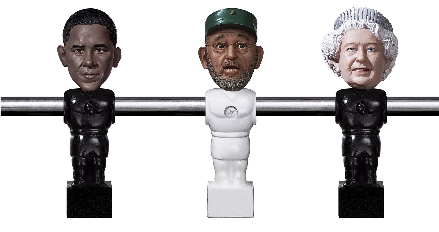 Em ação pela paz, Fidel Castro, Obama, Putin e Merkel viram jogadores de pebolim